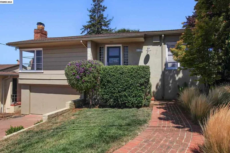 4167 Eastlake Ave, Oakland, CA 94602-4001