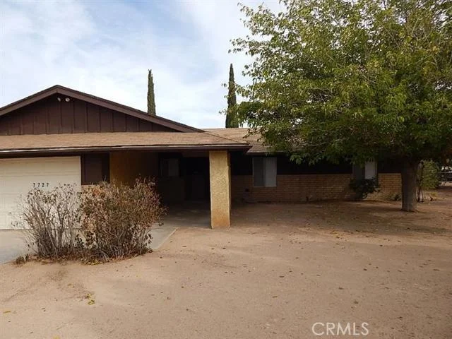 7727 Maple, Hesperia, CA 92344