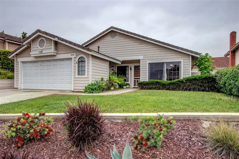 8541 Boothbay Pl, San Diego, CA 92129