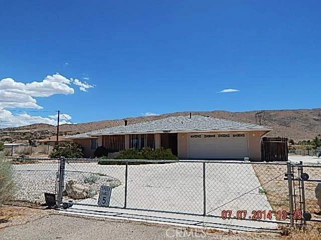 22809 Ocotillo, Apple Valley, CA 92308