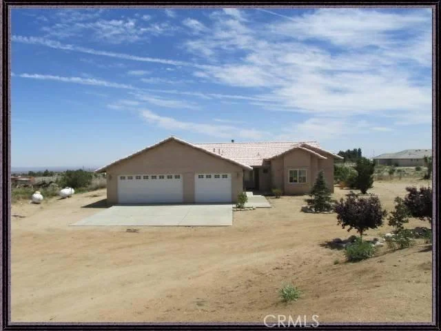 9025 Lebec, Phelan, CA 92371