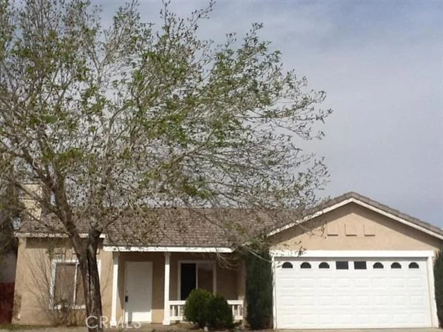 11744 Cambridge, Adelanto, CA 92301