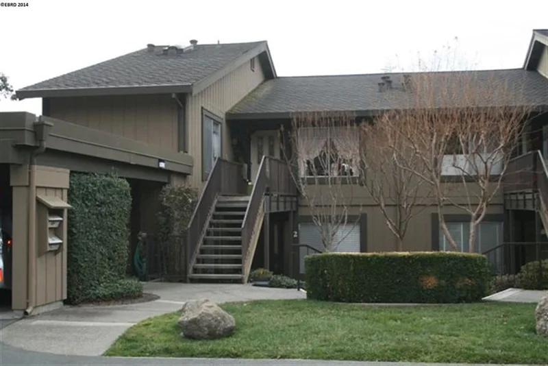 633 Terra California Dr 2, Walnut Creek, CA 94595-3342