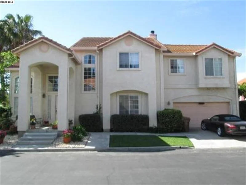 881 Griffith Ln, Brentwood, CA 94513-2401
