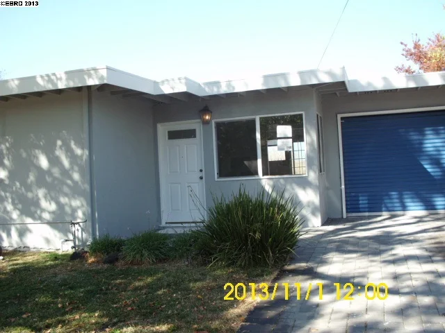 621 Donna Dr, Martinez, CA 94553-1422