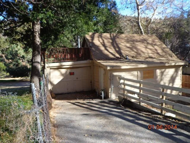 519 Acacia Drive, Crestline, CA 92325
