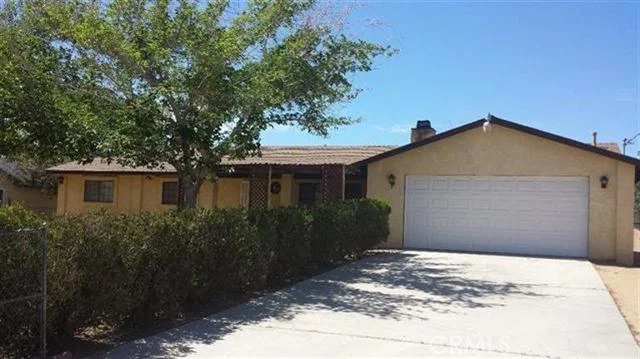 18709 Benicia, Hesperia, CA 92345