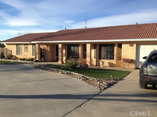 4192 Cholame, Phelan, CA 92371