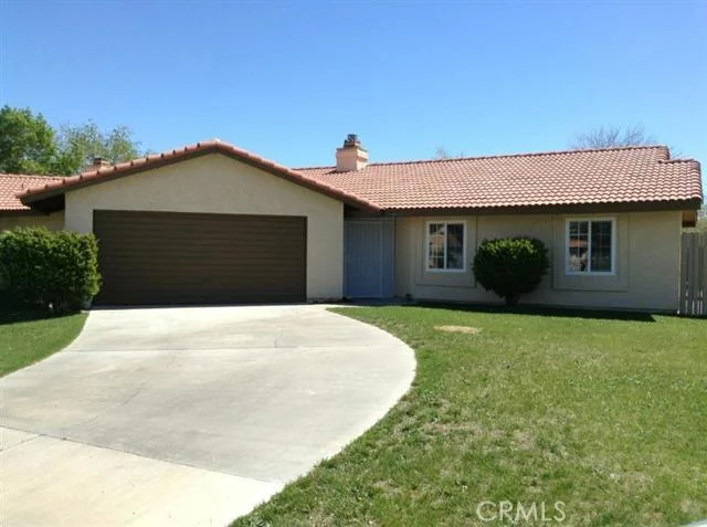 10337 Primrose, Hesperia, CA 92345