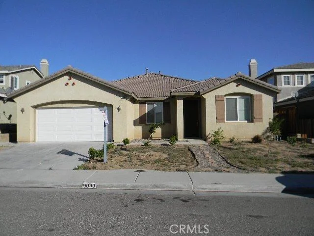 9090 Seal Beach, Hesperia, CA 92344