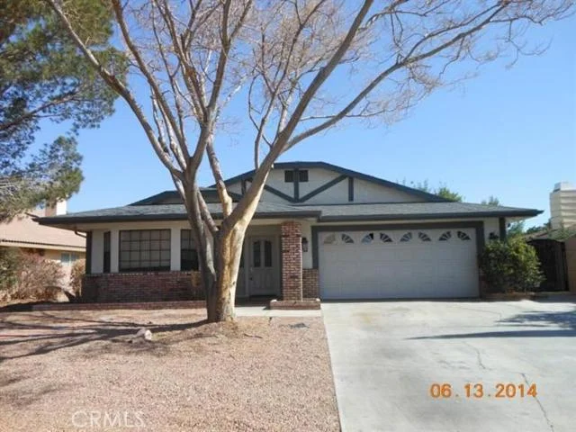 18515 Mountain Meadows Drive, Victorville, CA 92392