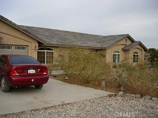 11325 Prado, Pinon Hills, CA 92372