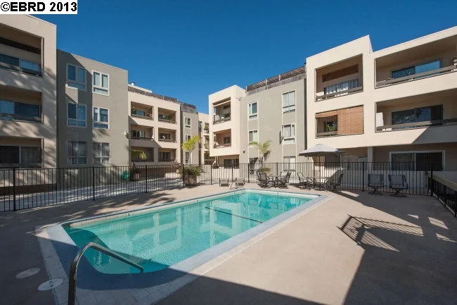466 Crescent St. #214, Oakland, CA 94610