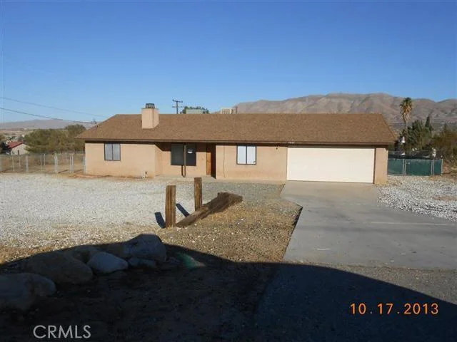 7927 Escobedo, Hesperia, CA 92345