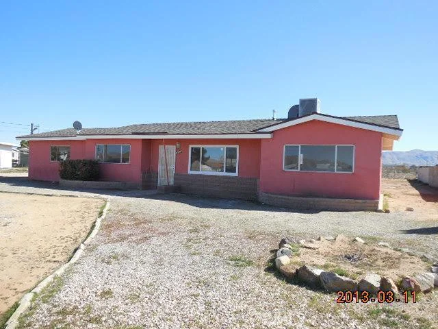 23025 Lucilla, Apple Valley, CA 92308