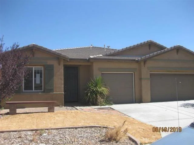 11810 Nyack, Victorville, CA 92392