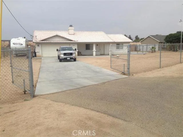 18760 Live Oak, Hesperia, CA 92345