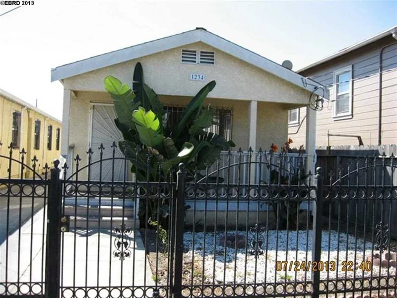 1234 94th Ave, Oakland, CA 94603-1416