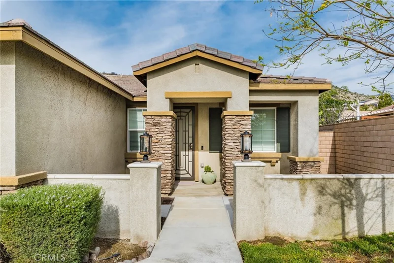 29403 Canyon Valley, Lake Elsinore, CA 92530