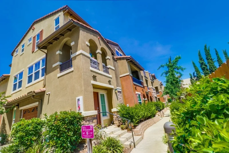 10225 Daybreak Ln #1, Santee, CA 92071