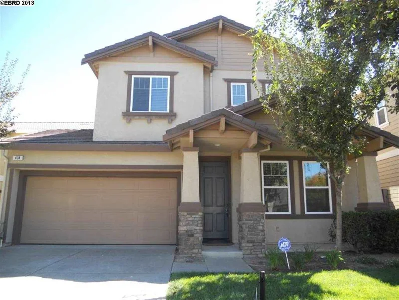 434 Chestnut St, Brentwood, CA 94513-6391