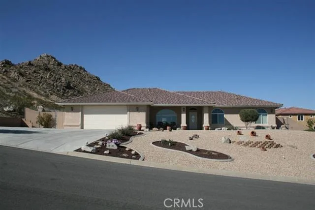 18982 Kasson, Apple Valley, CA 92307