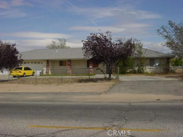 8661 3rd Avenue, Hesperia, CA 92345