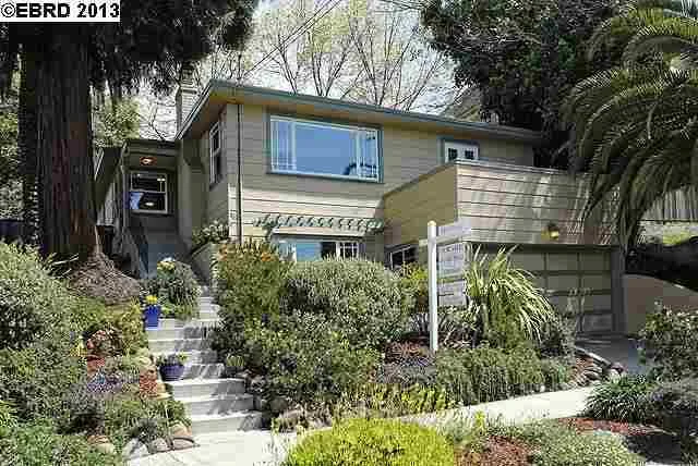 852 Paloma Ave, Oakland, CA 94610-1755