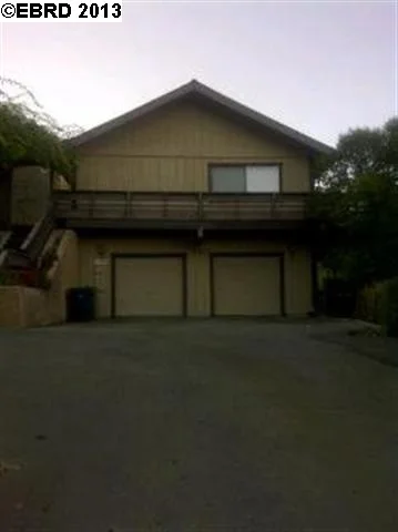 421 Summit Rd, Walnut Creek, CA 94598-4733