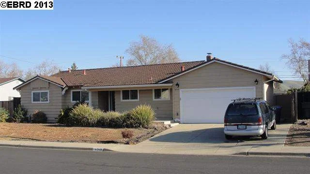 4249 Brentwood Cir, Concord, CA 94521-1229