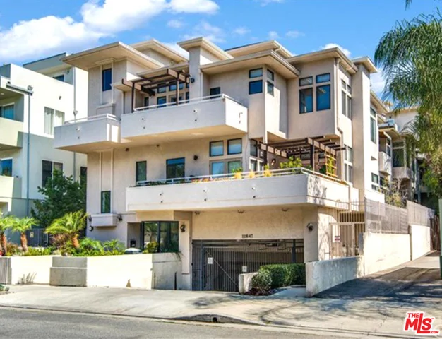 11847 Laurelwood #102, Studio City, CA 91604