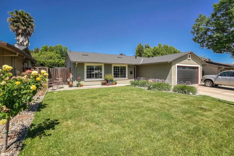 8581 Delta, Gilroy, CA 95020