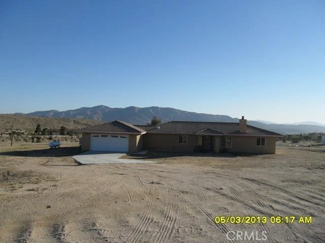 25880 Laramie Street, Apple Valley, CA 92308