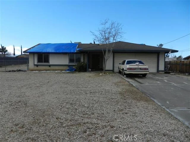 10328 Locust, Hesperia, CA 92345