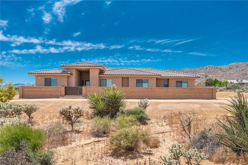 61295 Pueblo Trail, Joshua Tree, CA 92252