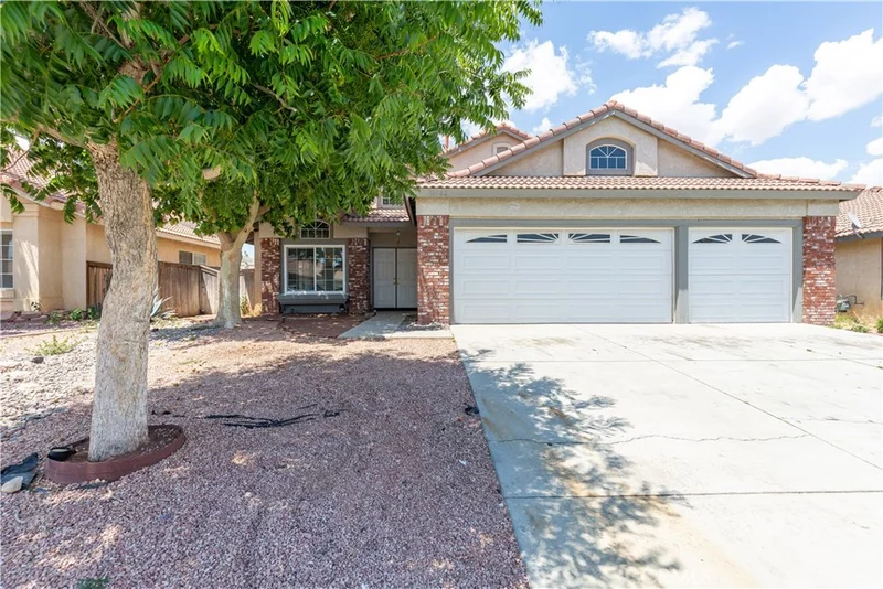 12552 El Dorado, Victorville, CA 92392