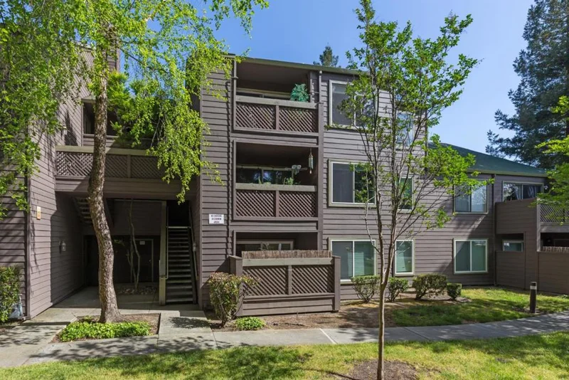 1225 Yarwood, San Jose, CA 95128