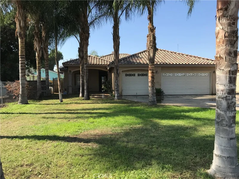 5480 Tyler Street, Riverside, CA 92503