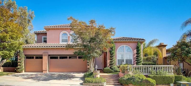 230 Crown, Simi Valley, CA 93065
