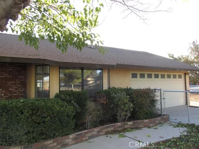 8545 Fifth, Hesperia, CA 92345