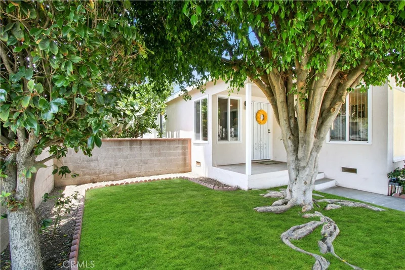 12237 Garfield, South Gate, CA 90280