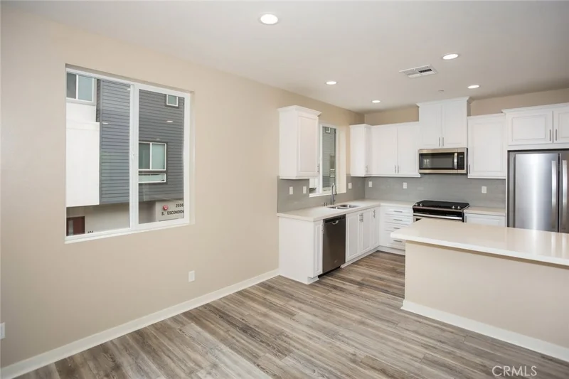 2580 S Escondido Boulevard 610, Escondido, CA 92025