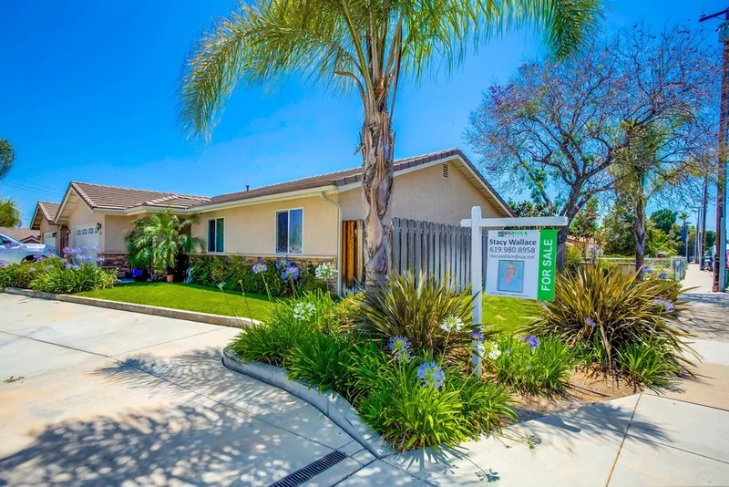 1157 Peach Avenue, El Cajon, CA 92021