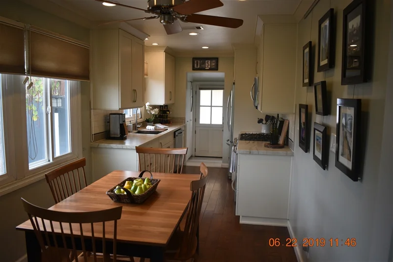 4304 Lamont E, San Diego, CA 92109