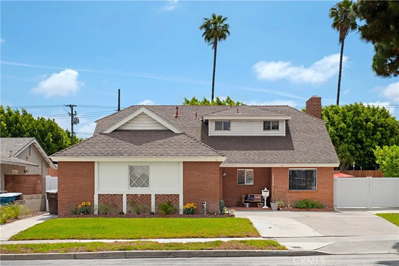 12332 Bailey St., Garden Grove, CA 92845