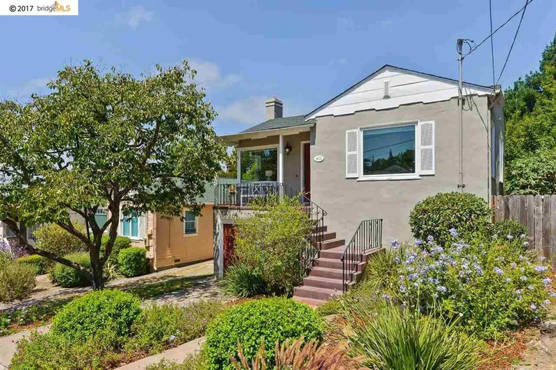 4111 Kuhnle Avenue, Oakland, CA 94605