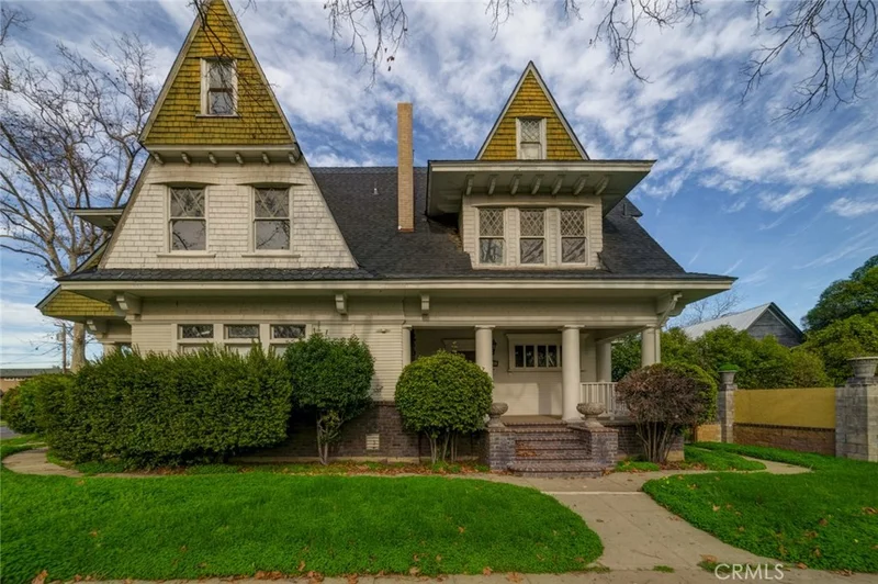 2306 K, Merced, CA 95340