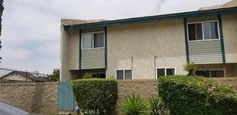 2255 Cahuilla #145, Colton, CA 92324