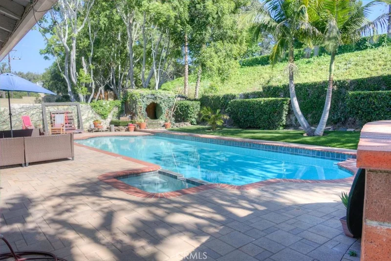 5246 Honeywood, Anaheim Hills, CA 92807