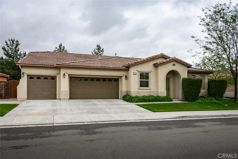 1136 Burgundy Rose, Beaumont, CA 92223
